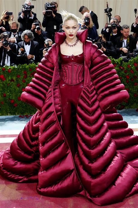 met gala 2022 red carpet fashion